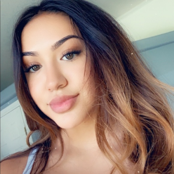 Meet your Posher, Kiara - Picture 1 of 1